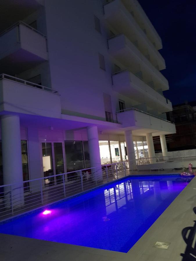 Nuovo Hotel Settibi 20M Dalla Spiaggia Giulianova Exterior photo